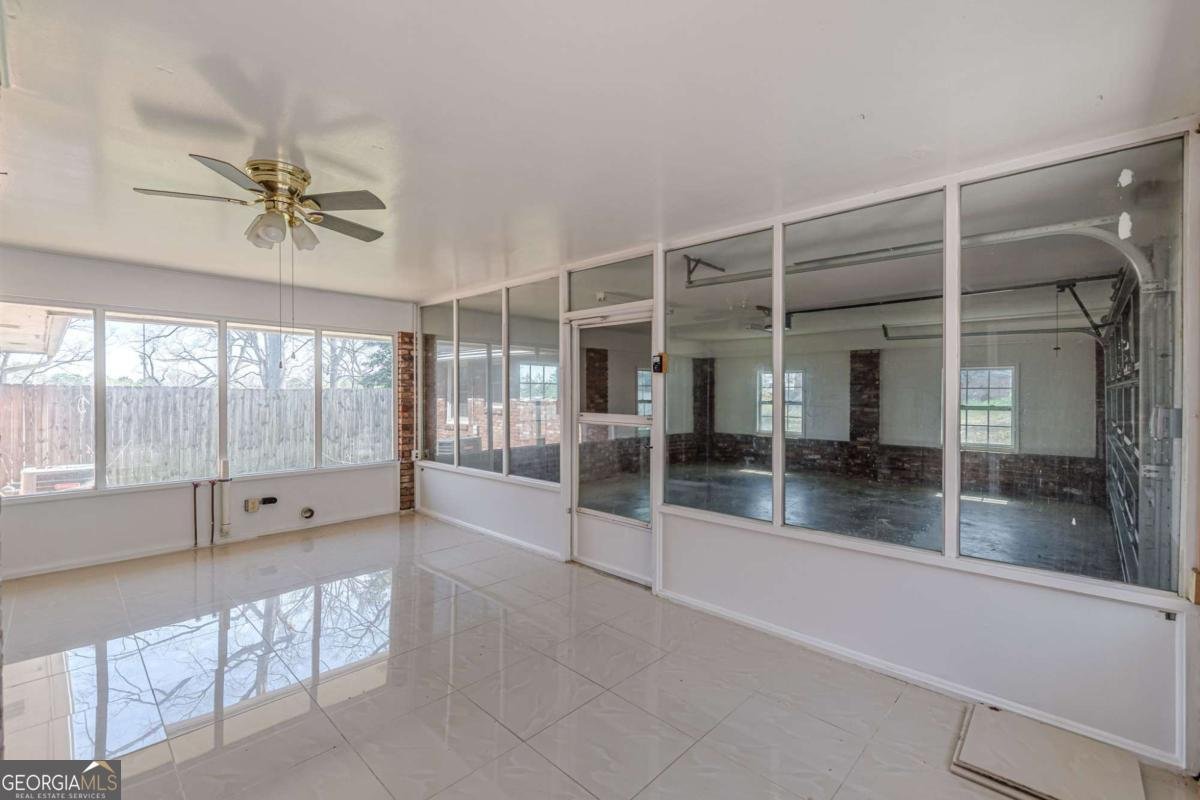 2110 LaVista Circle Hapeville - Photo 10