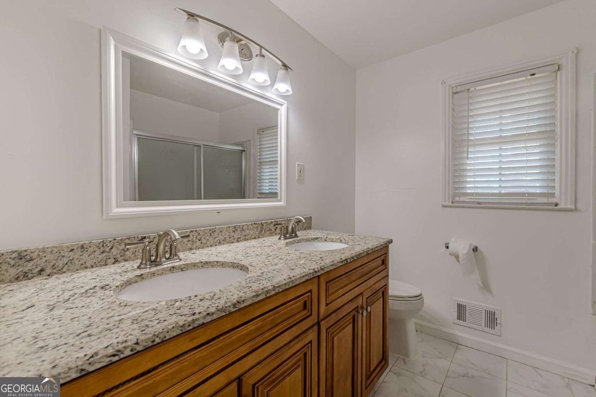 2110 LaVista Circle Hapeville - Photo 34