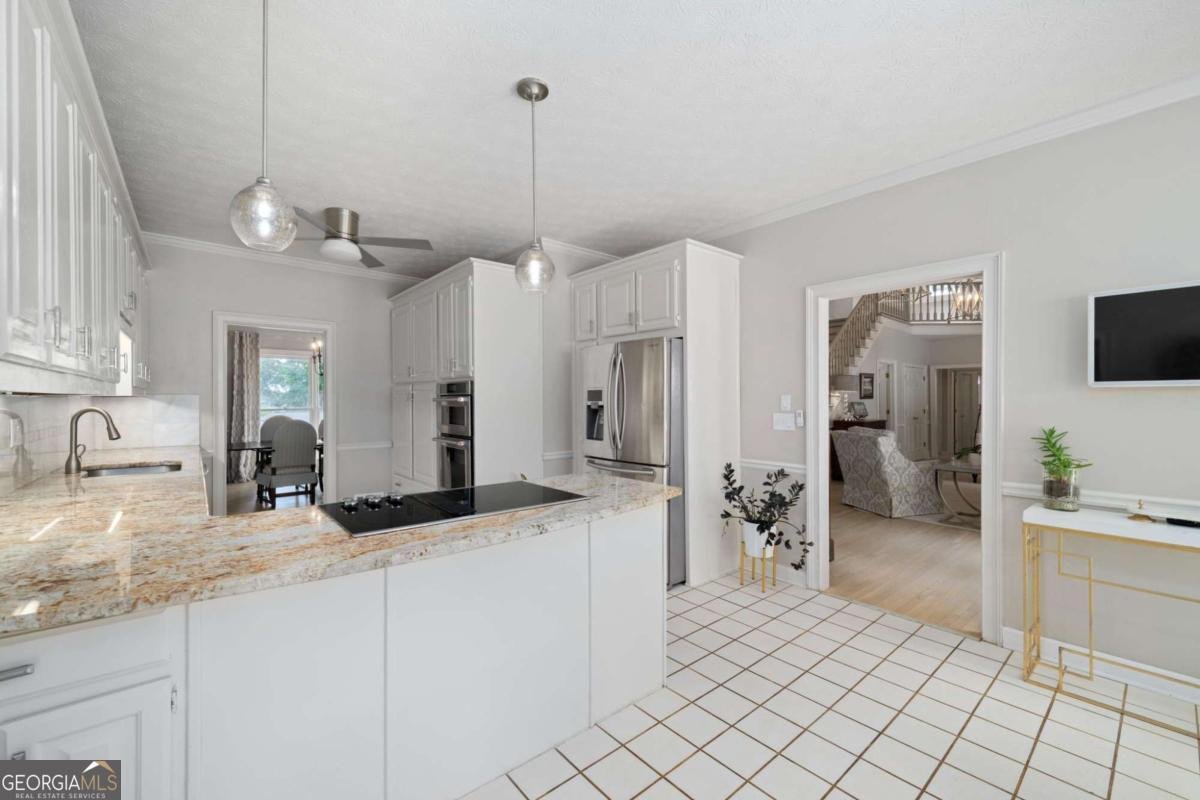 1040 Finnsbury Drive Roswell - Photo 13