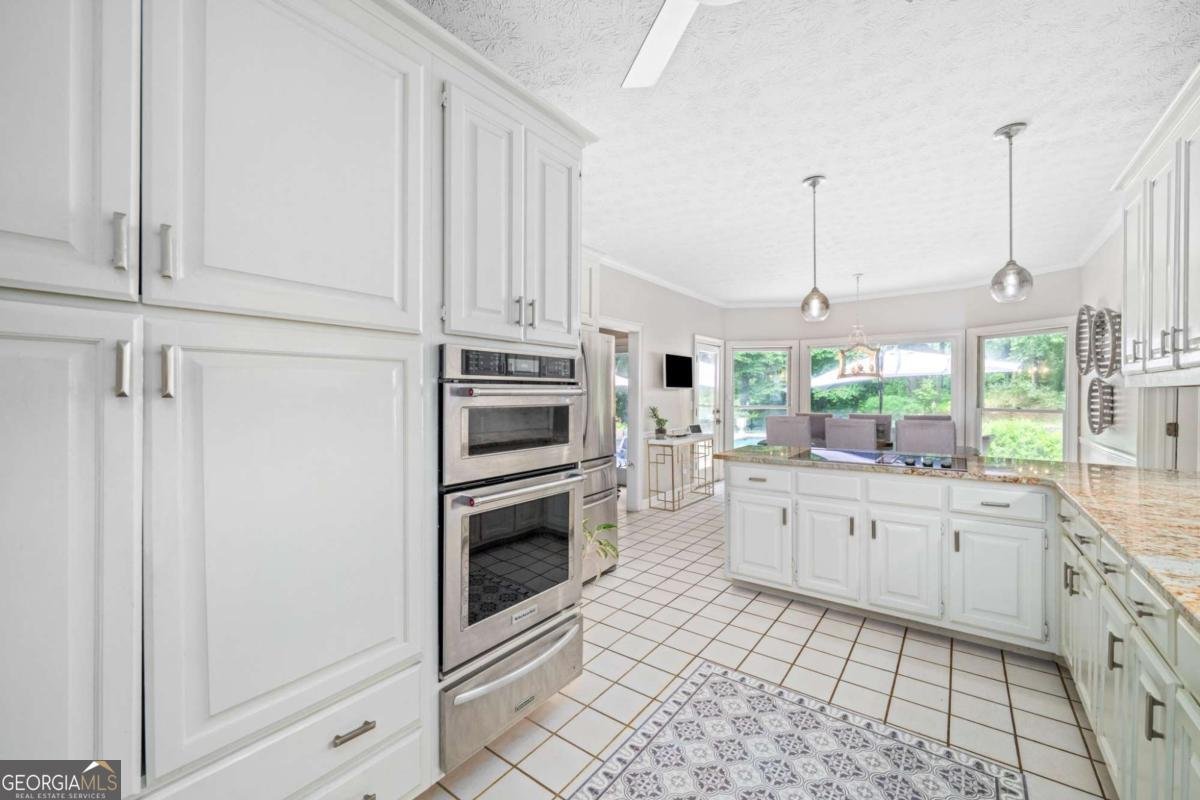 1040 Finnsbury Drive Roswell - Photo 19