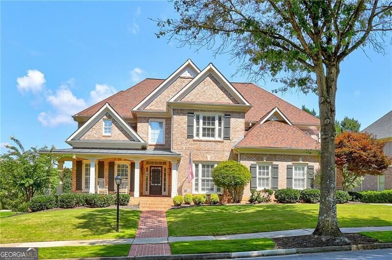 1043 Meadow Club Court Suwanee - main photo