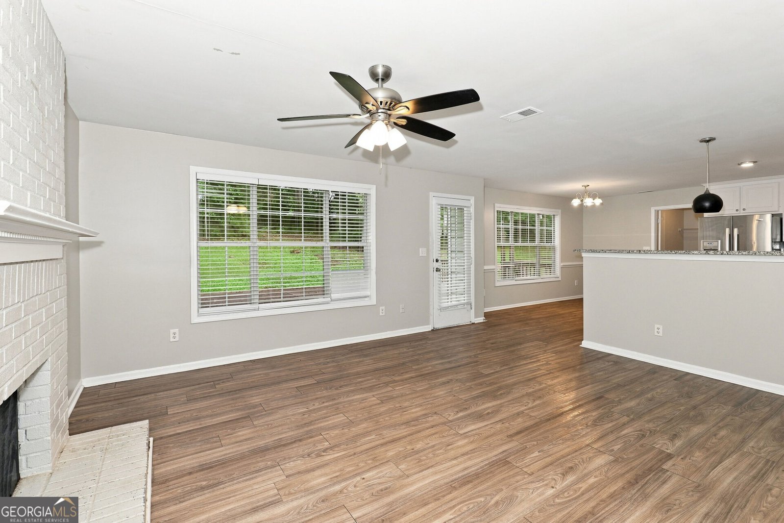 133 Crown Oaks Drive Stockbridge - Photo 6