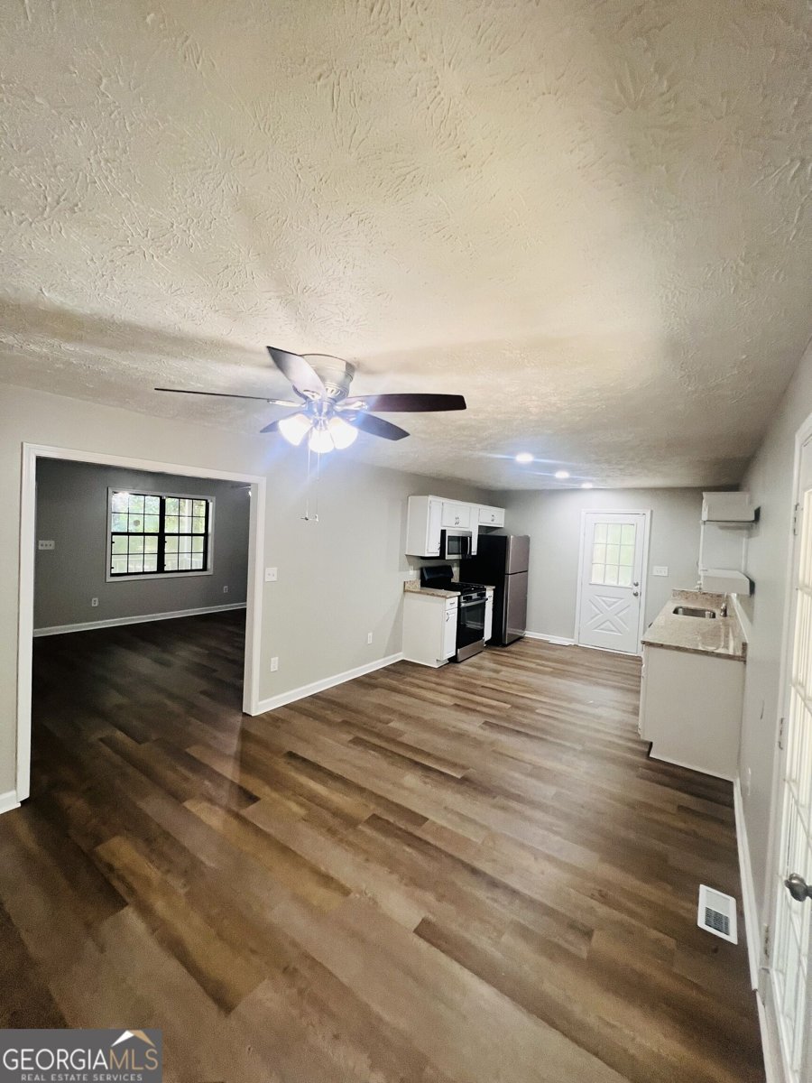 260 New Hope Drive McDonough - Photo 6