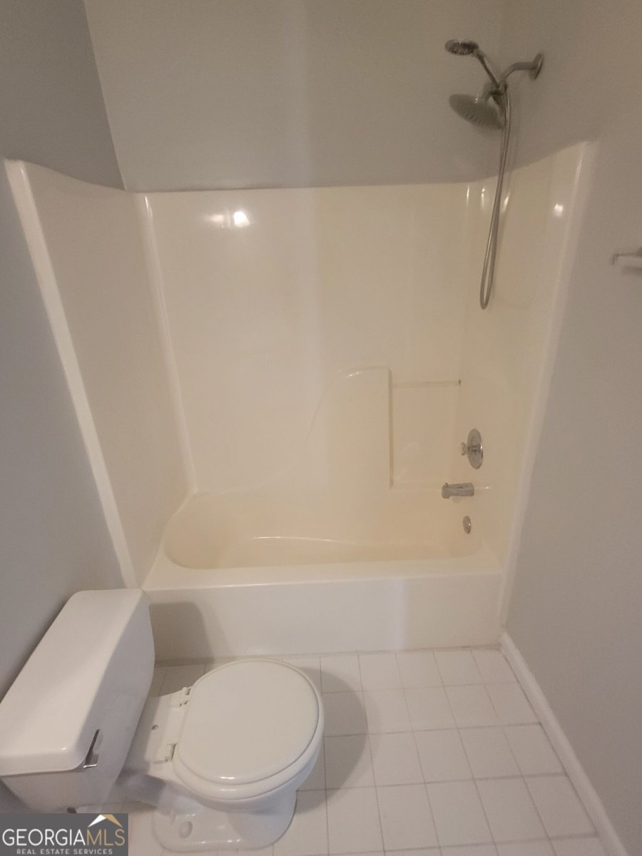 12208 Barney Court Fayetteville - Photo 15