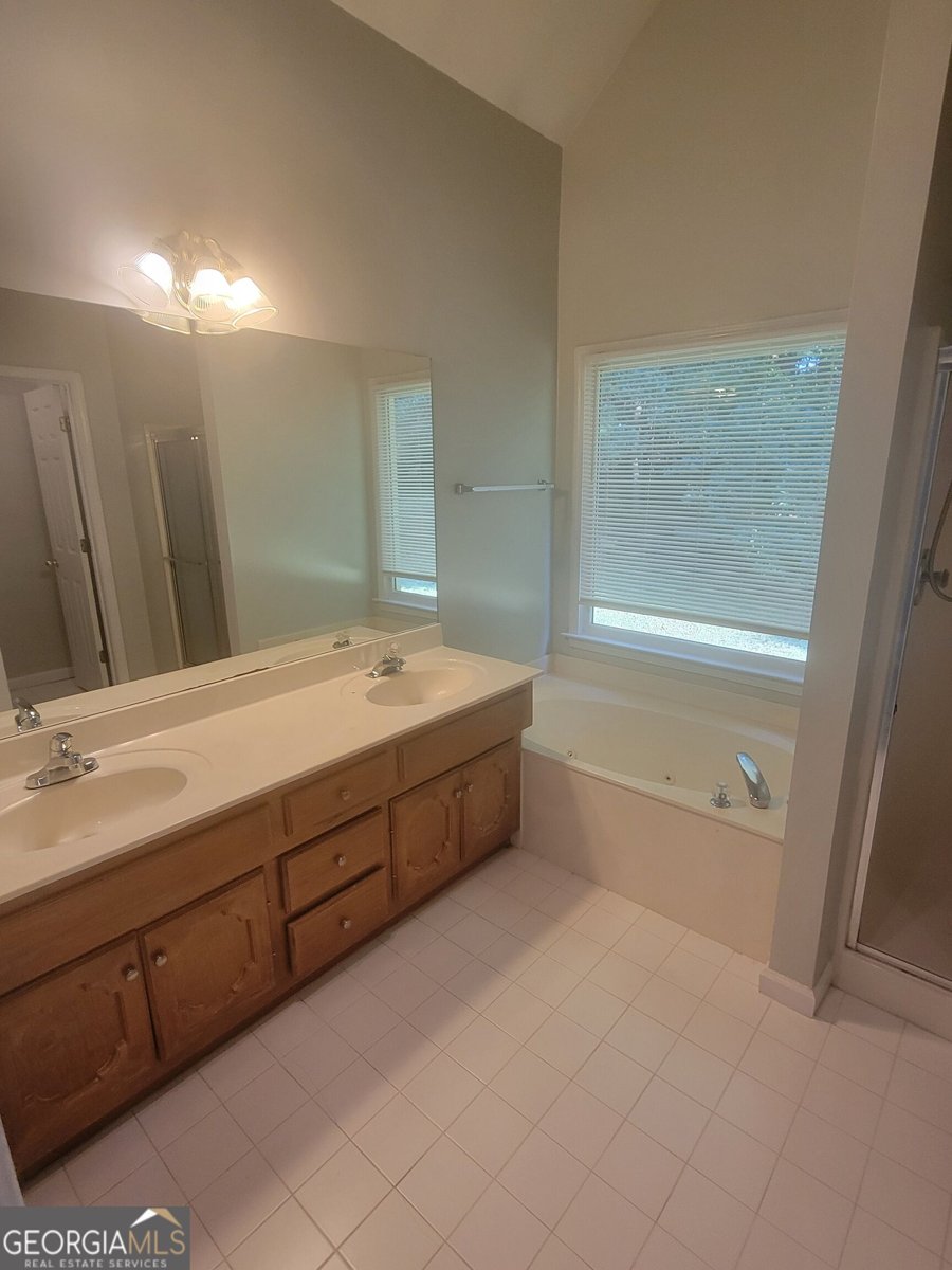 12208 Barney Court Fayetteville - Photo 18