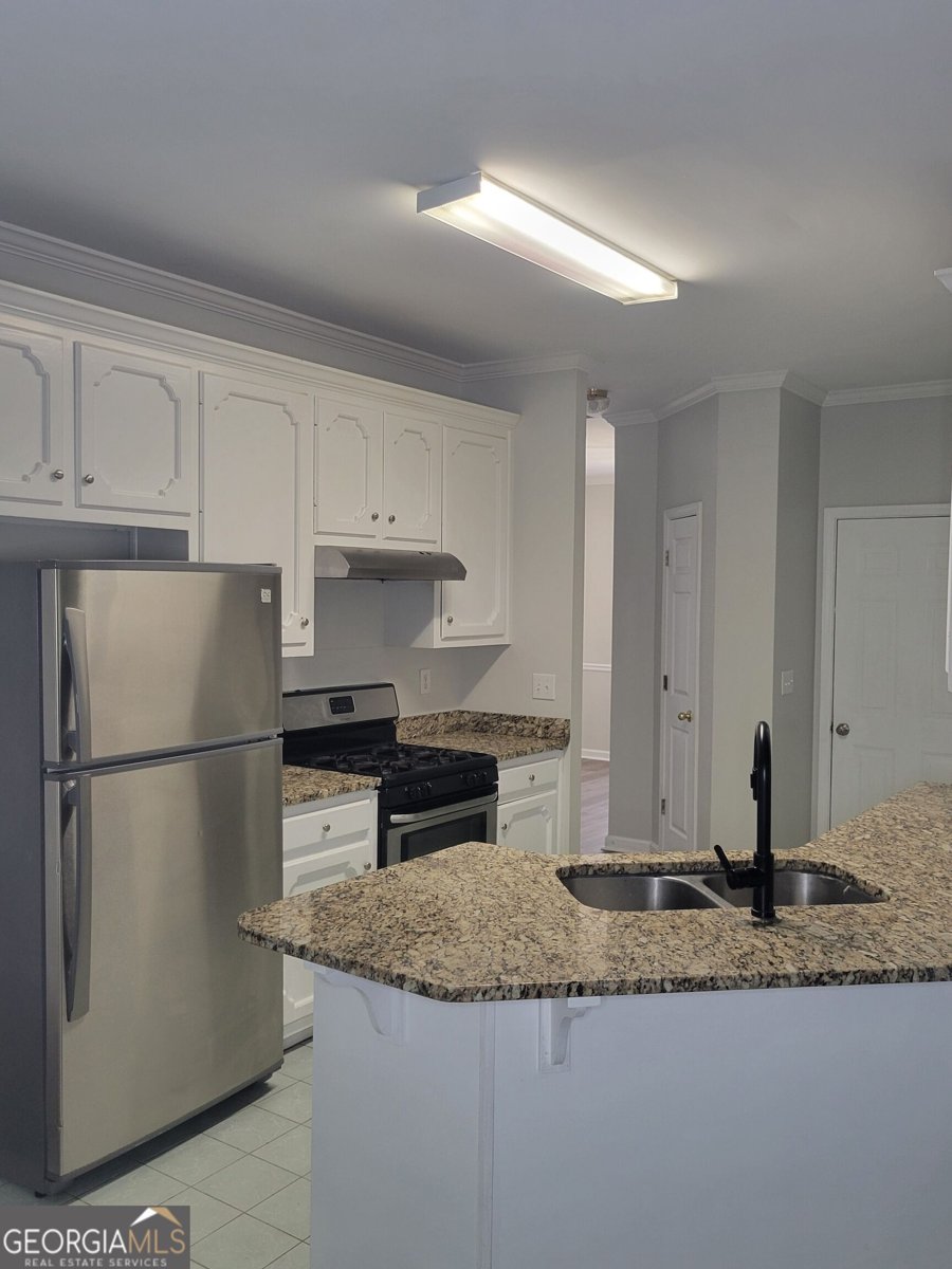 12208 Barney Court Fayetteville - Photo 8