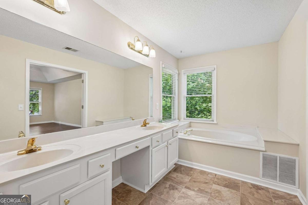 89 Creekside Drive Dallas - Photo 19