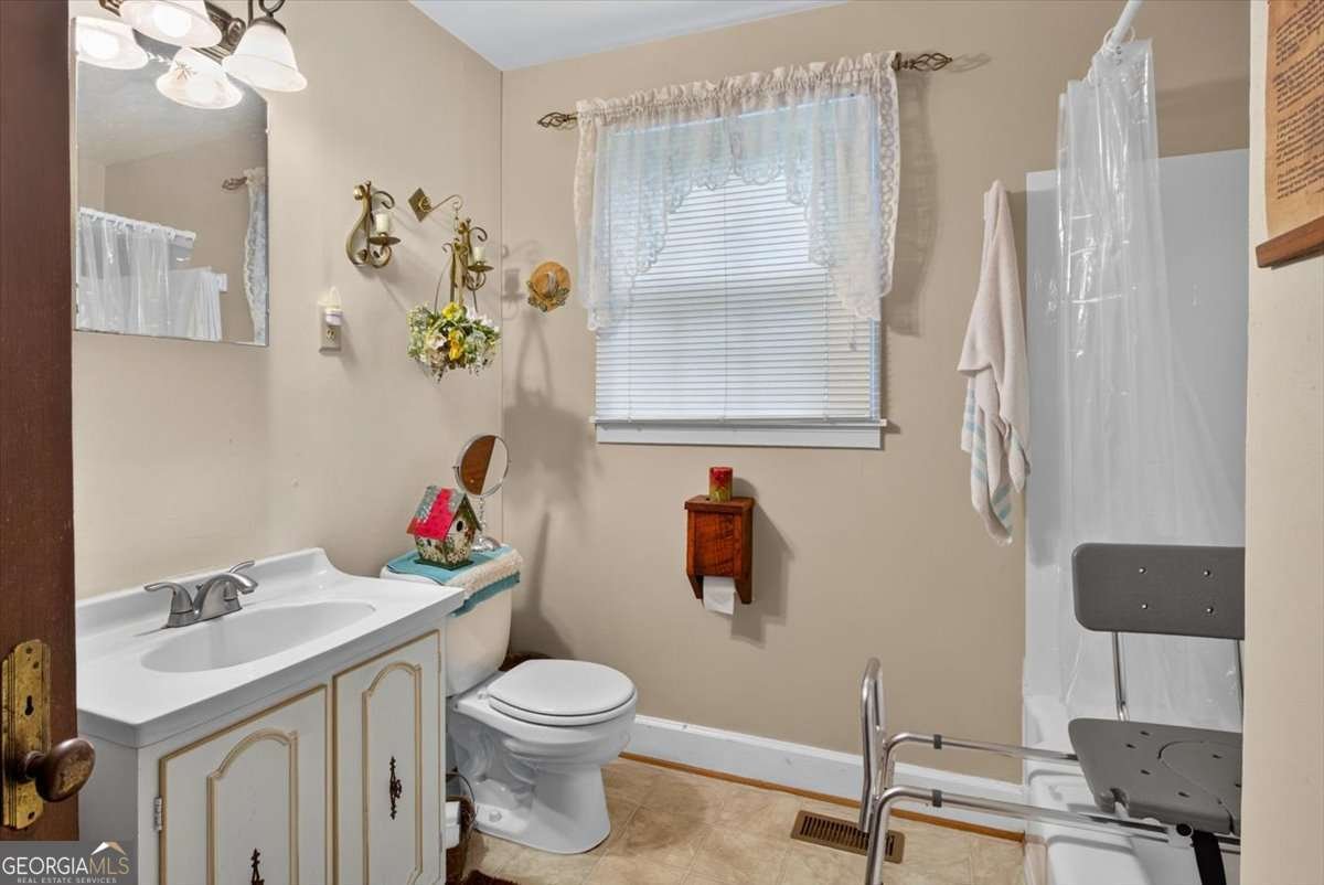 242 Oak Ridge Drive Marietta - Photo 14