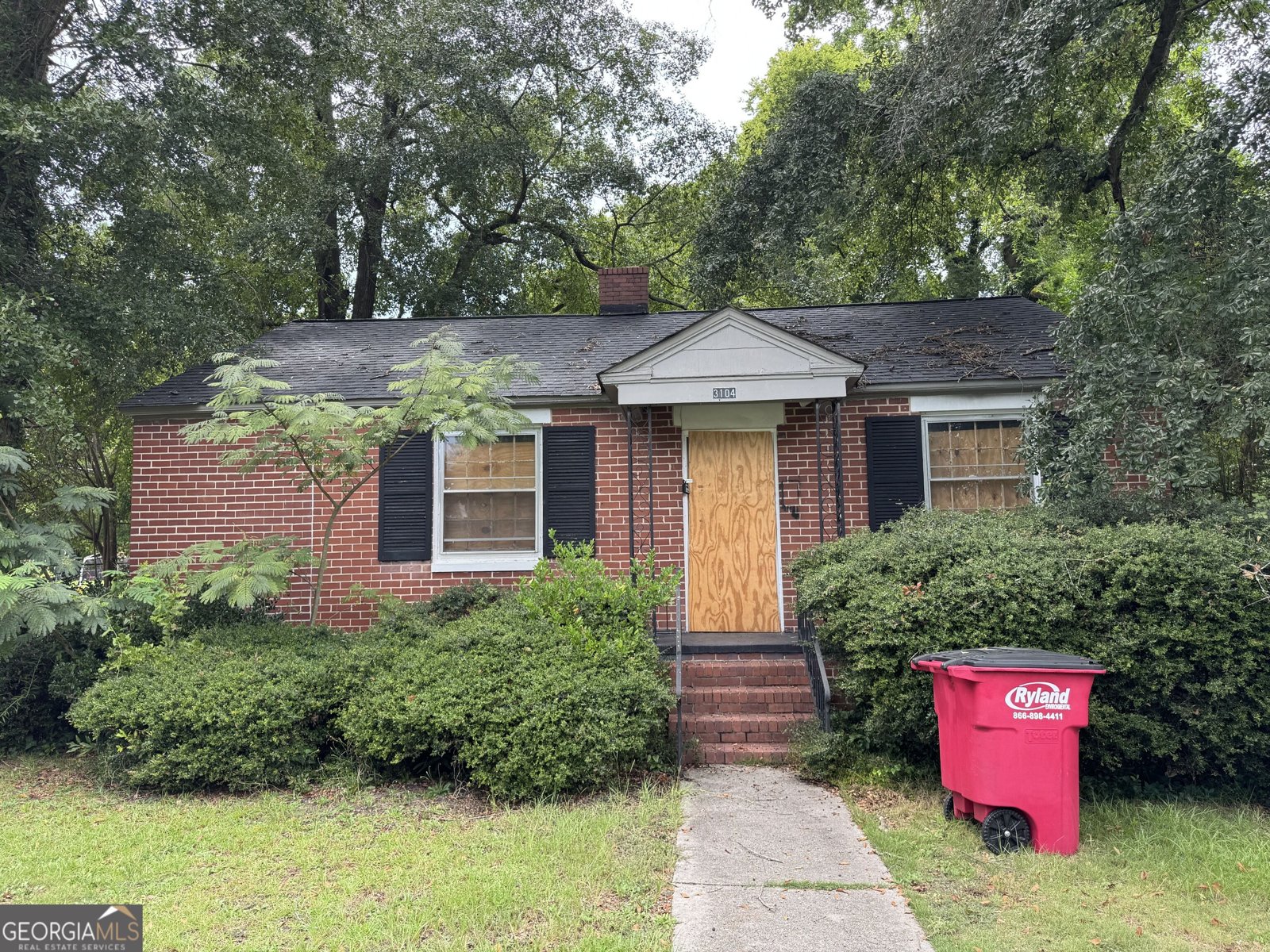 3104 Mary Drive Macon - main photo