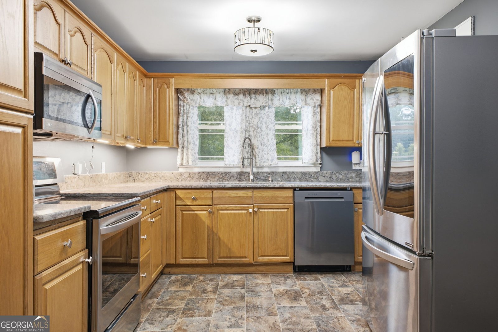 38 Nelson Street Silver Creek - Photo 10