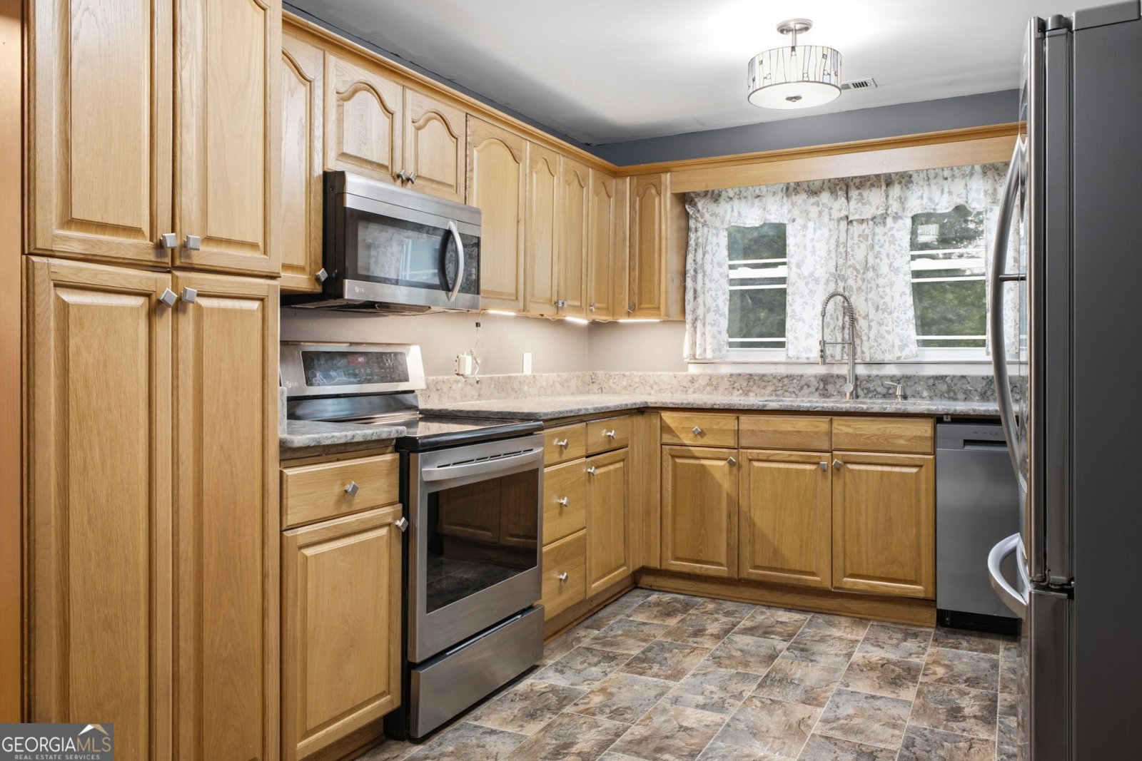38 Nelson Street Silver Creek - Photo 11
