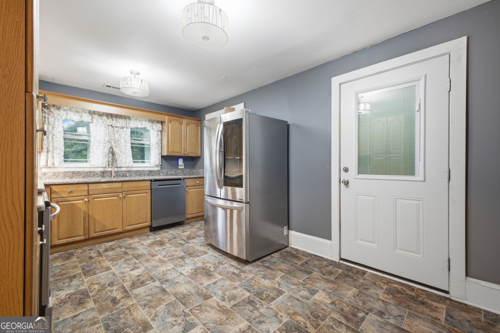 38 Nelson Street Silver Creek - Photo 12