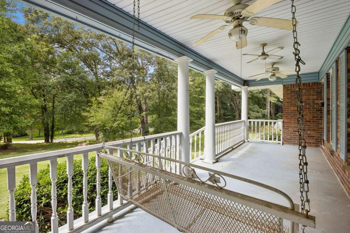 2761 Valleydale Drive Conyers - Photo 8