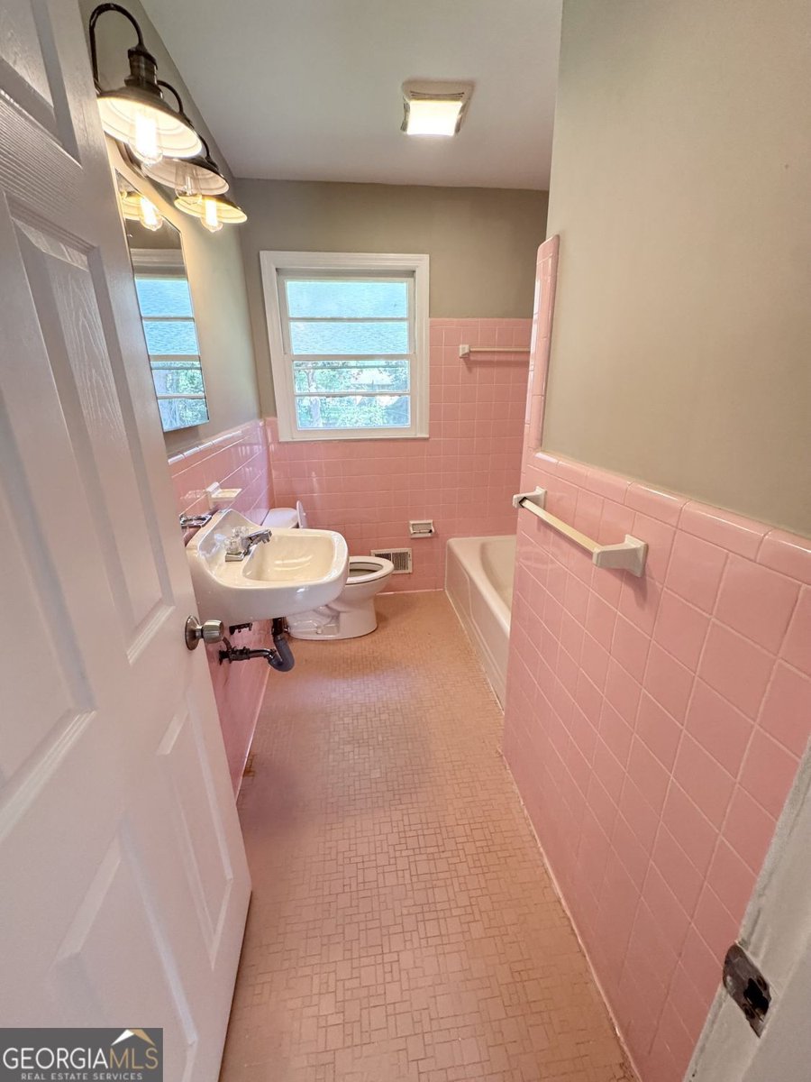 246 Bruce Street Loganville - Photo 11