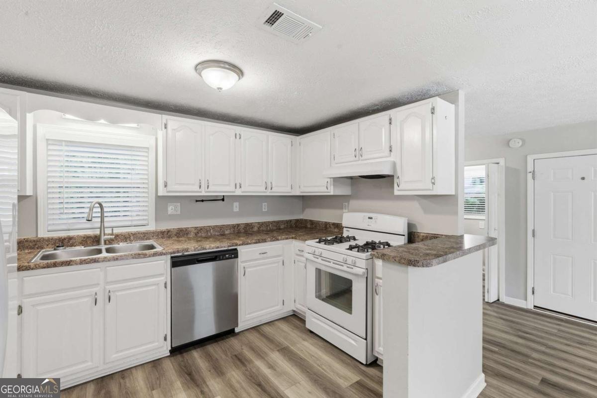 620 Smithstone Road Marietta - Photo 8