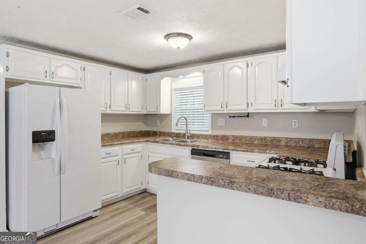 620 Smithstone Road Marietta - Photo 9