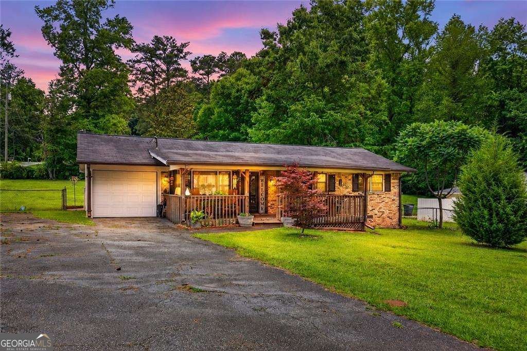 3092 Hicks Road Marietta - main photo