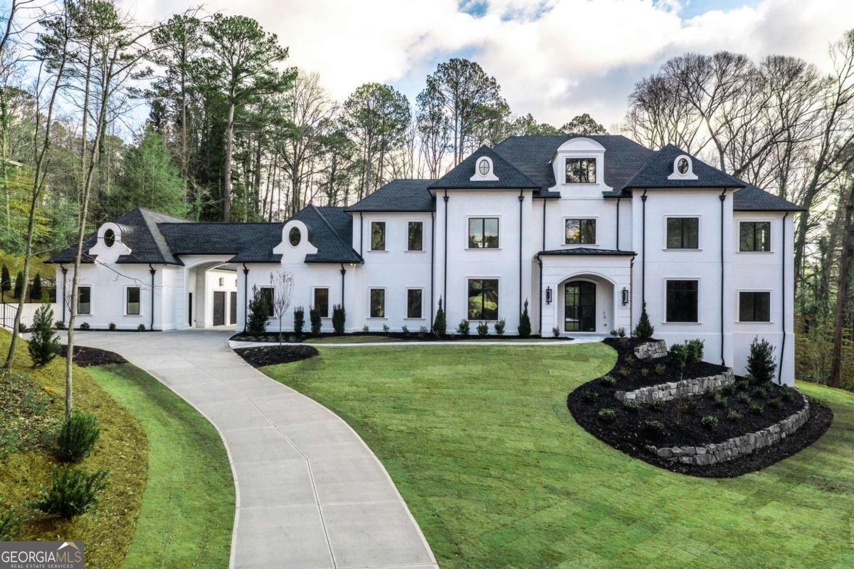 5211 Powers Ferry Road Sandy Springs - main photo