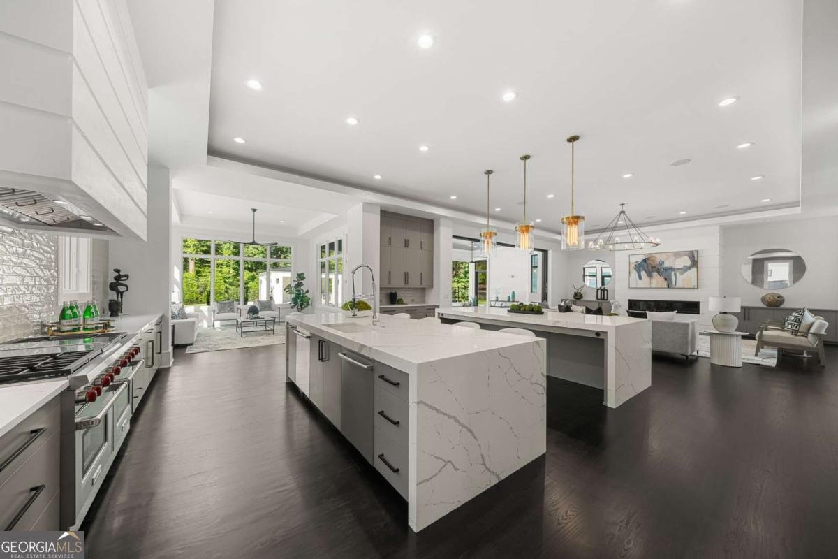 5211 Powers Ferry Road Sandy Springs - Photo 17