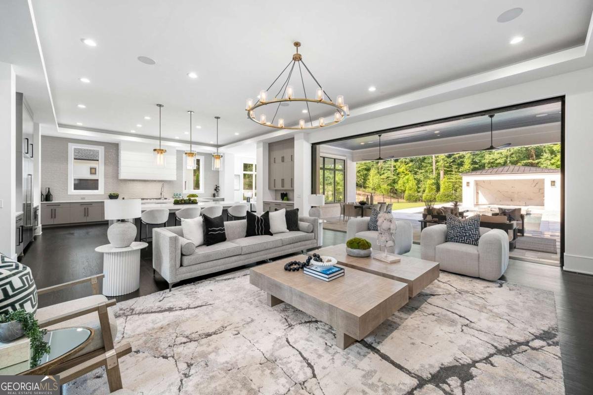 5211 Powers Ferry Road Sandy Springs - Photo 7