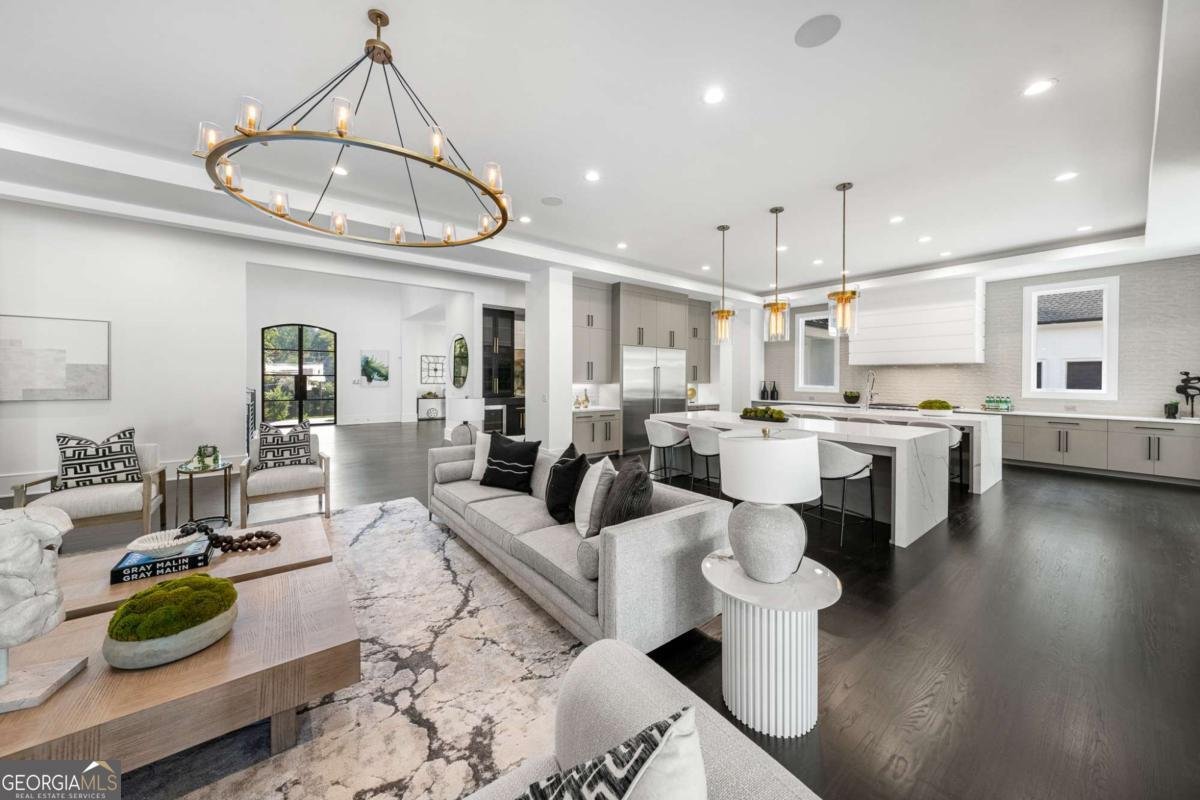 5211 Powers Ferry Road Sandy Springs - Photo 8