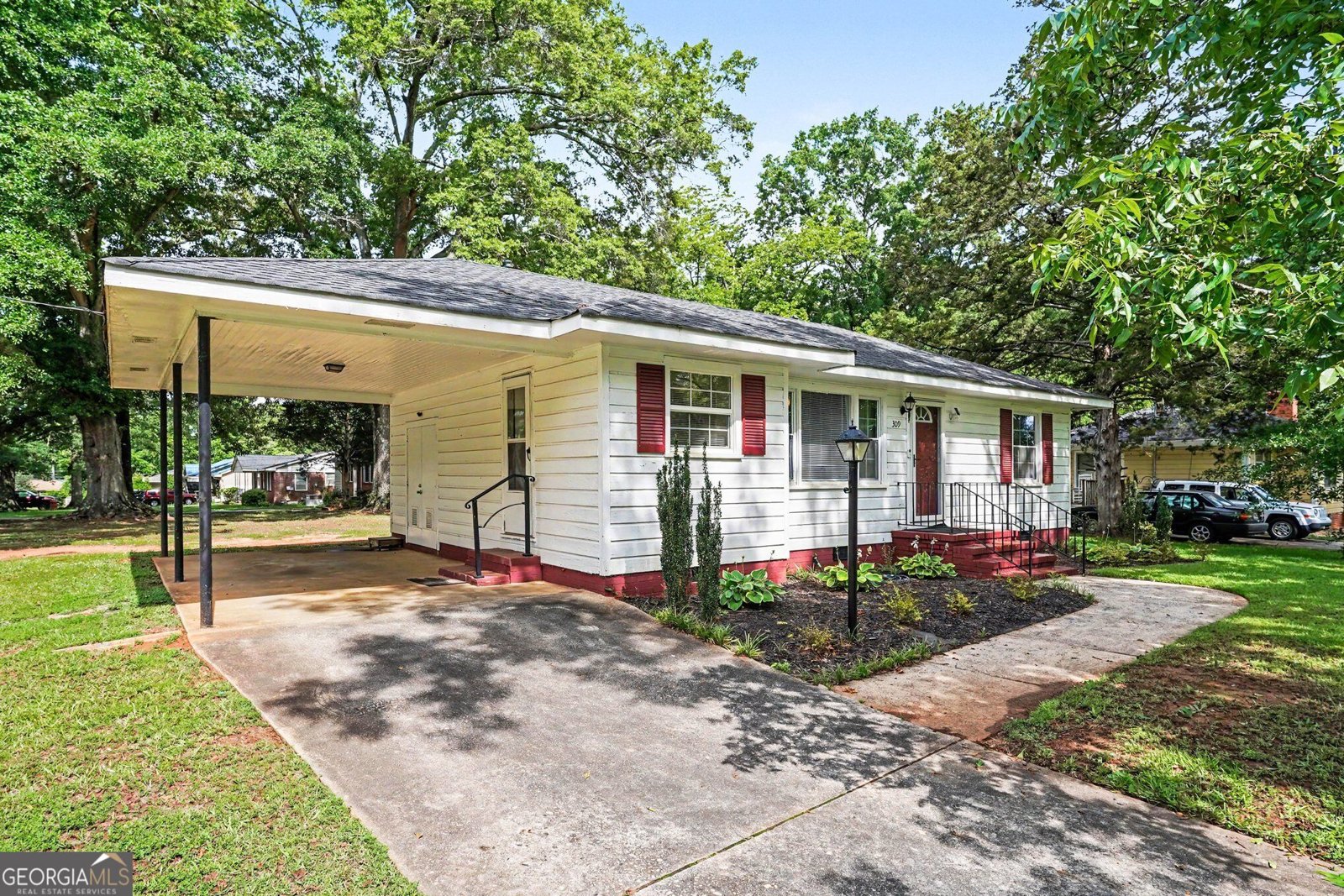 309 Cherokee Circle Griffin - Photo 7
