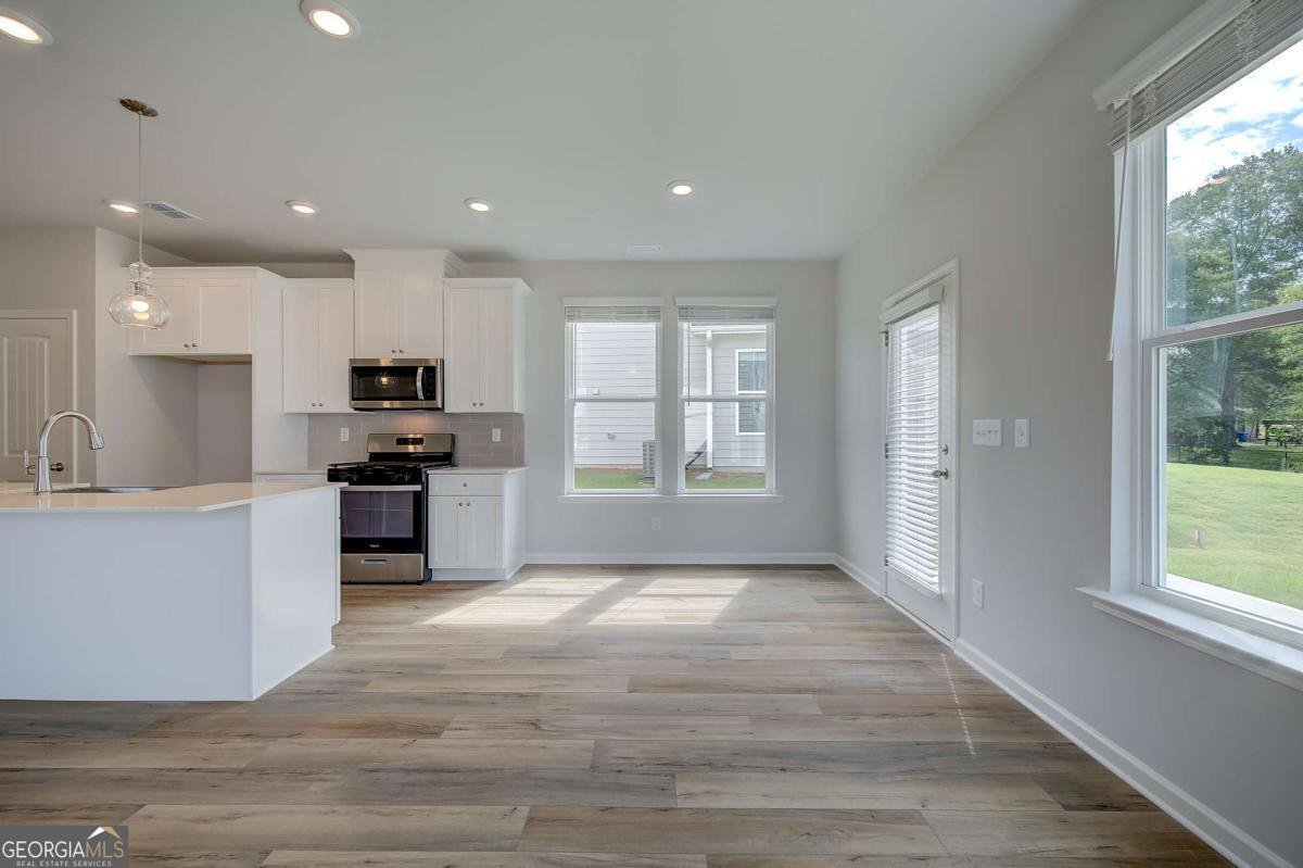 326 Bedford Trace Conyers - Photo 8