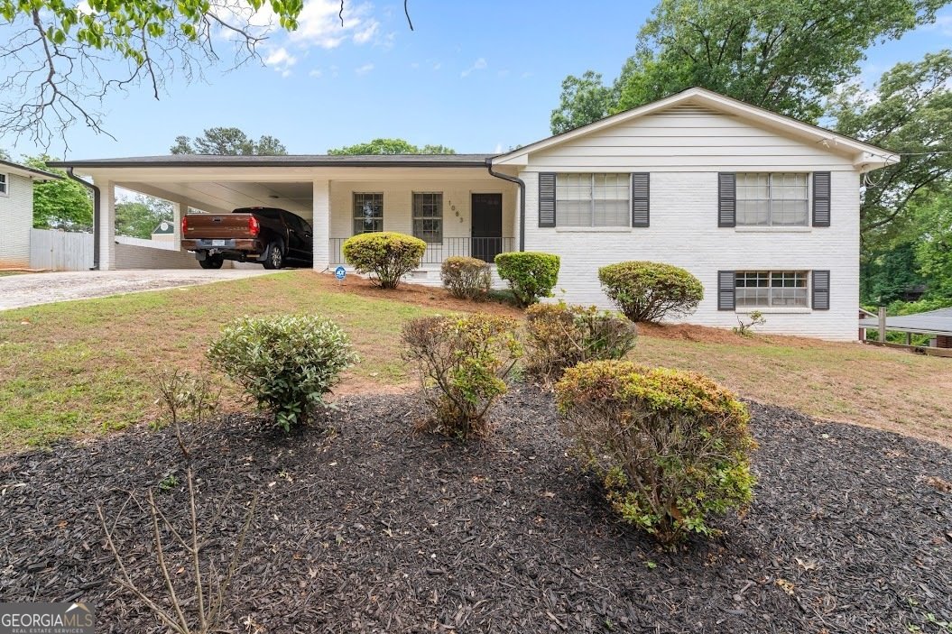 1083 Amelia Drive Marietta - main photo
