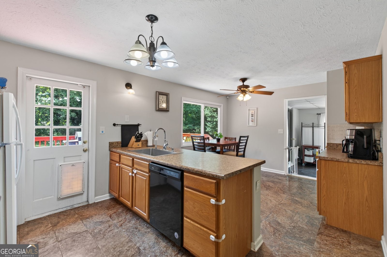 877 King Drive Conyers - Photo 10