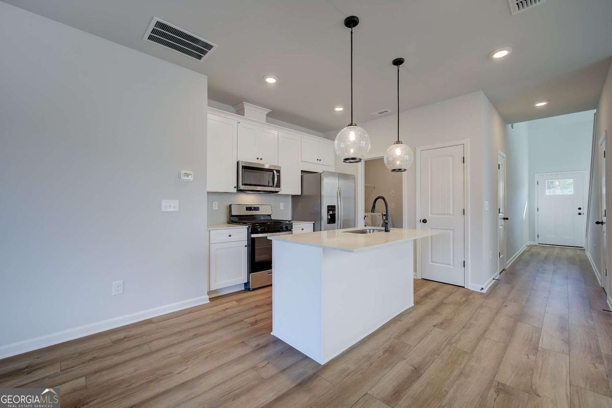 332 Bedford Trace Conyers - Photo 8