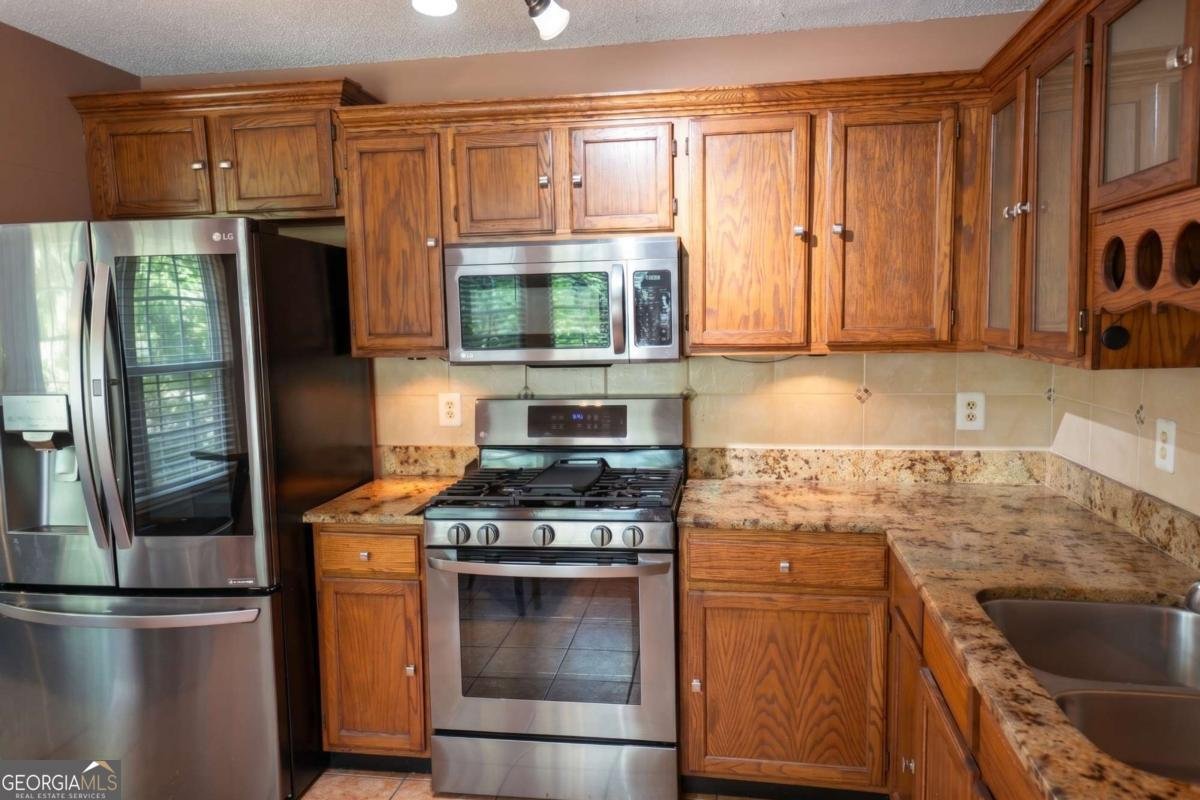 1046 Redan Trace Stone Mountain - Photo 13