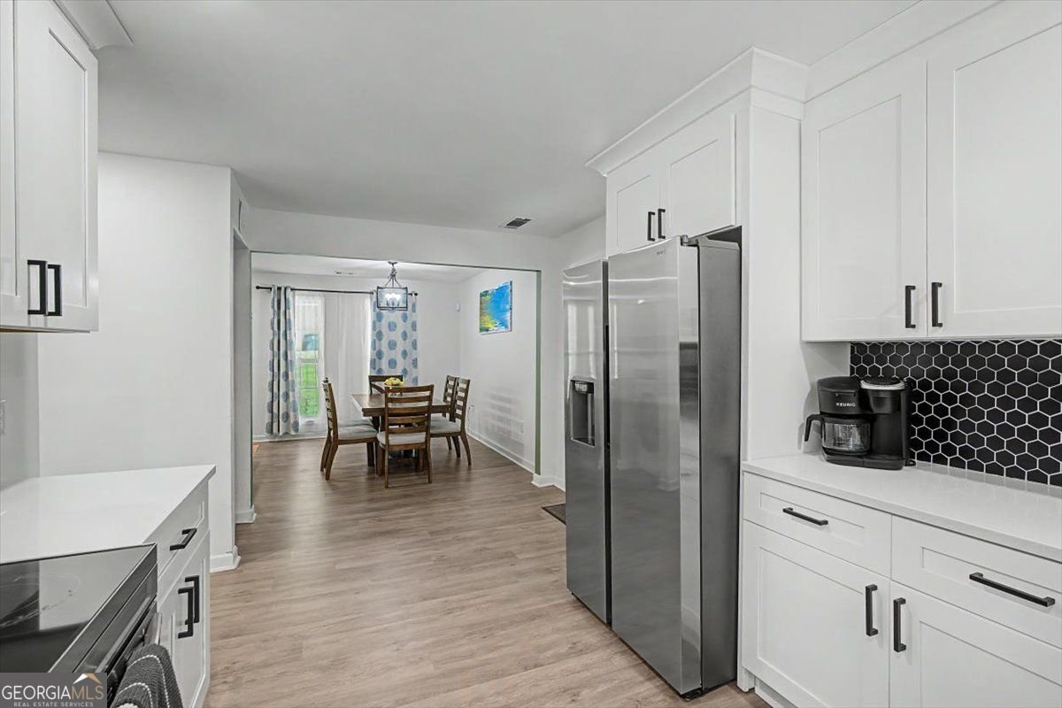 2074 Montrose Drive East Point - Photo 11