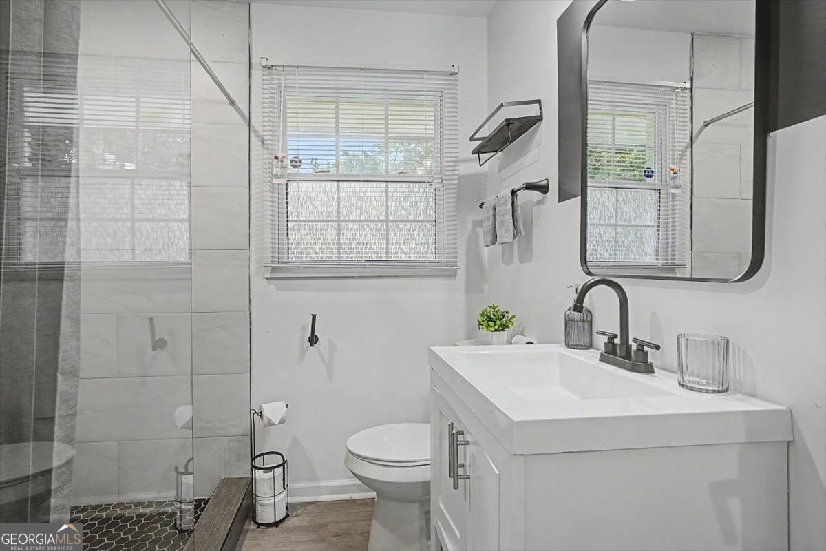 2074 Montrose Drive East Point - Photo 19