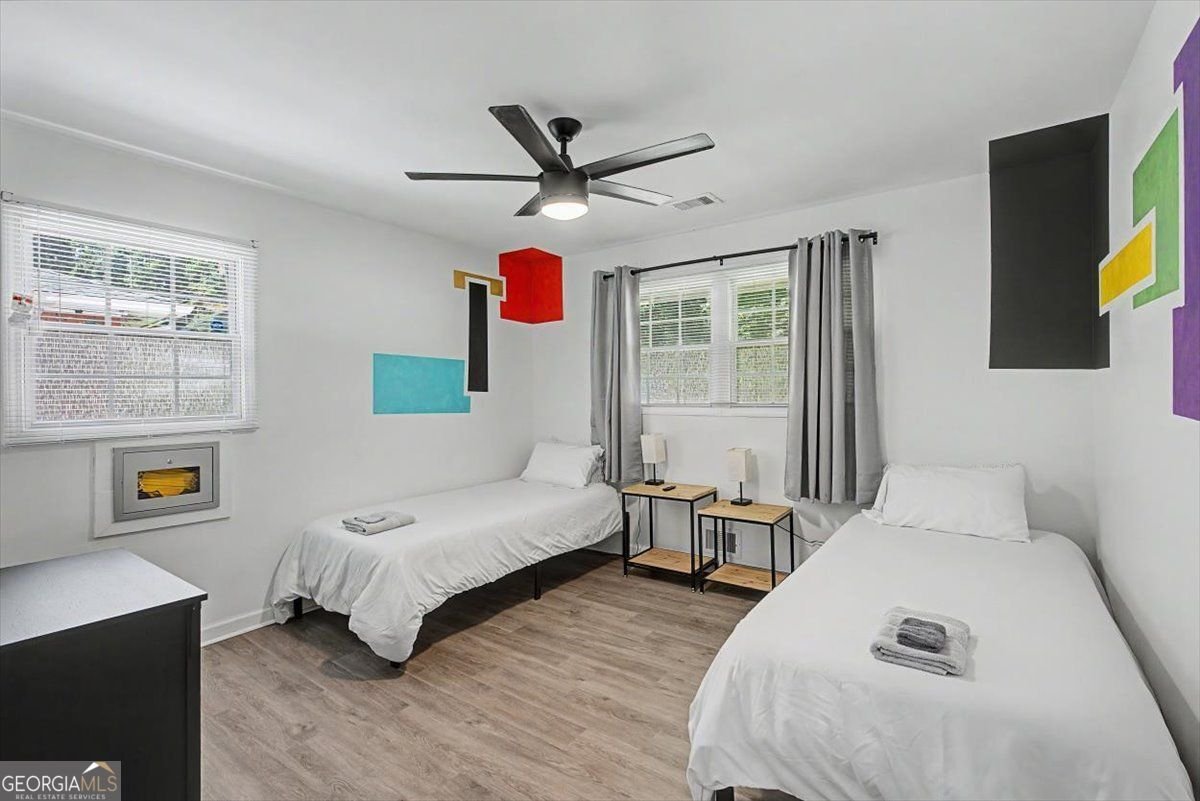 2074 Montrose Drive East Point - Photo 20