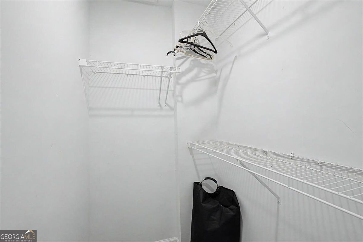 2074 Montrose Drive East Point - Photo 21