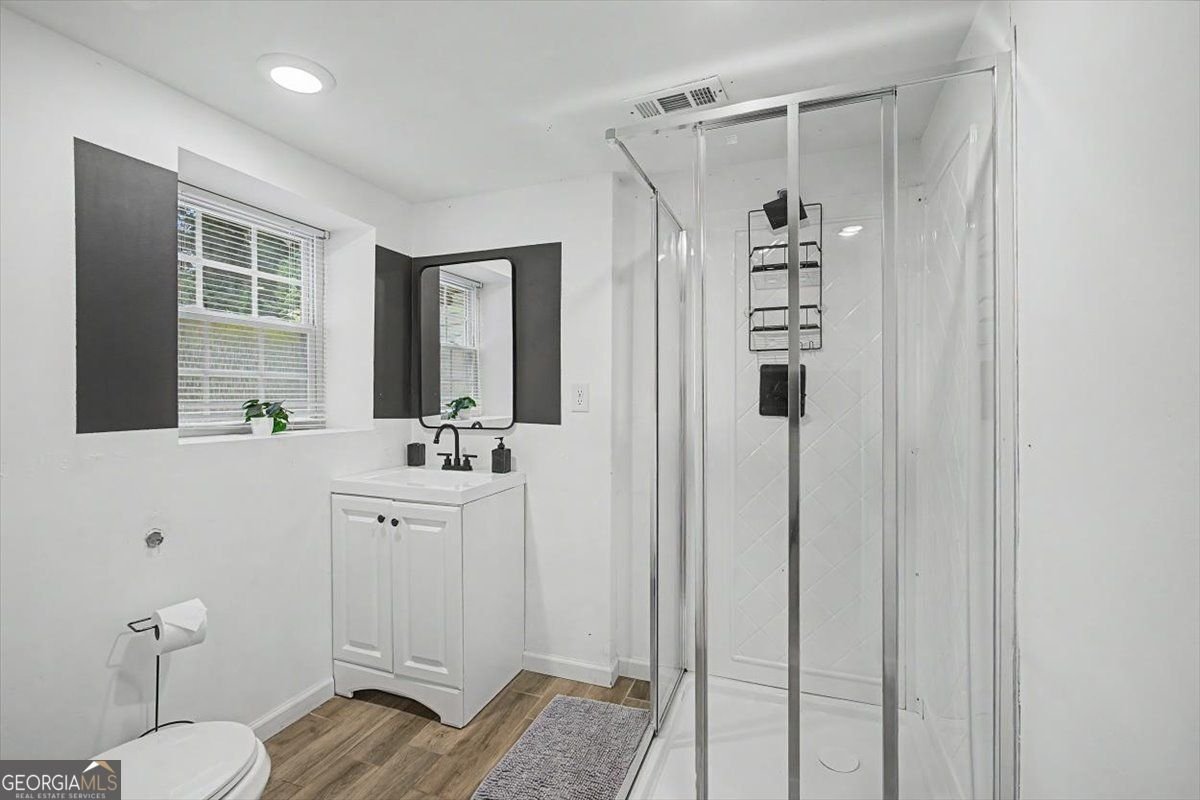 2074 Montrose Drive East Point - Photo 33