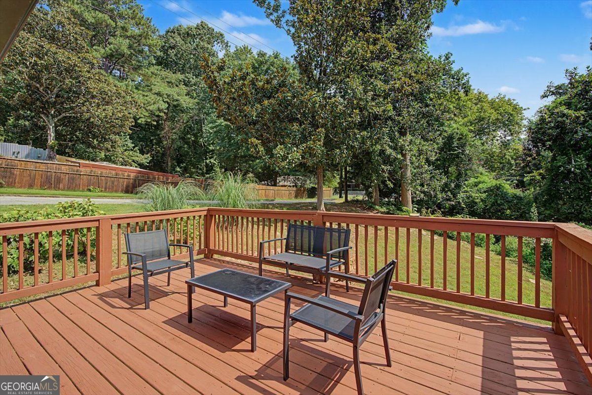 2074 Montrose Drive East Point - Photo 36