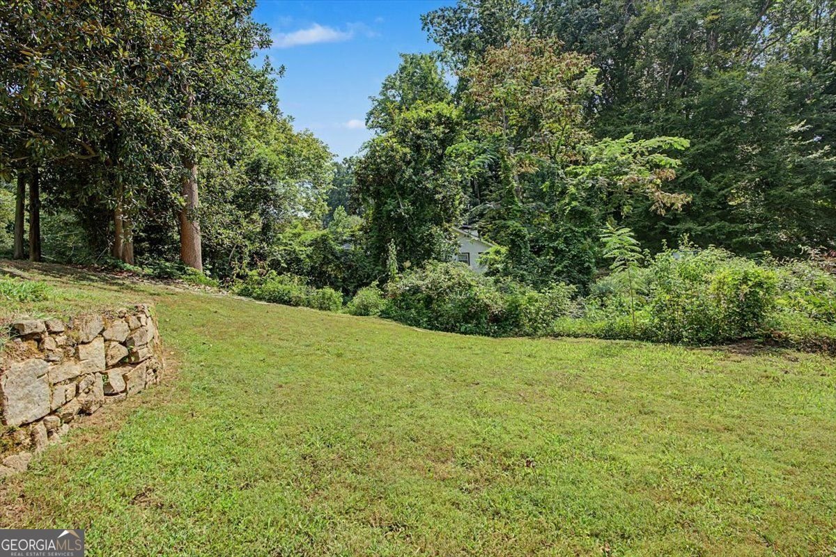 2074 Montrose Drive East Point - Photo 38
