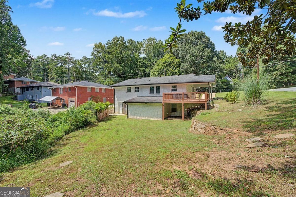 2074 Montrose Drive East Point - Photo 40