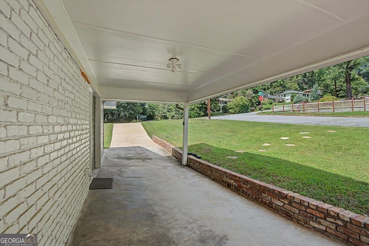 2074 Montrose Drive East Point - Photo 42