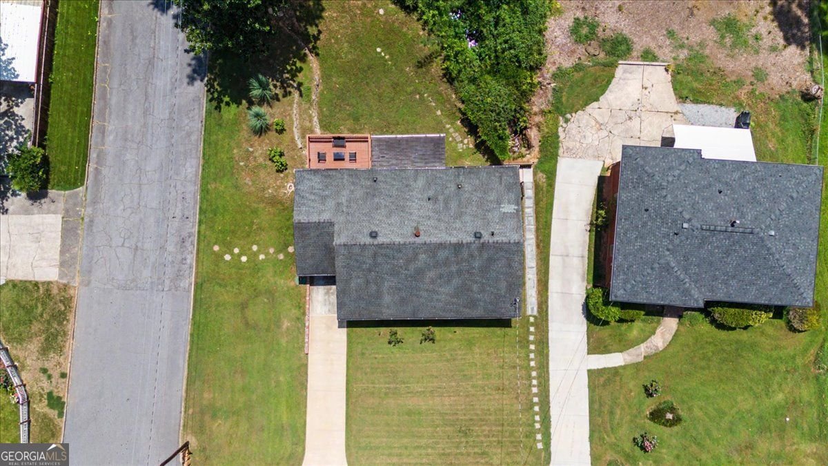 2074 Montrose Drive East Point - Photo 43