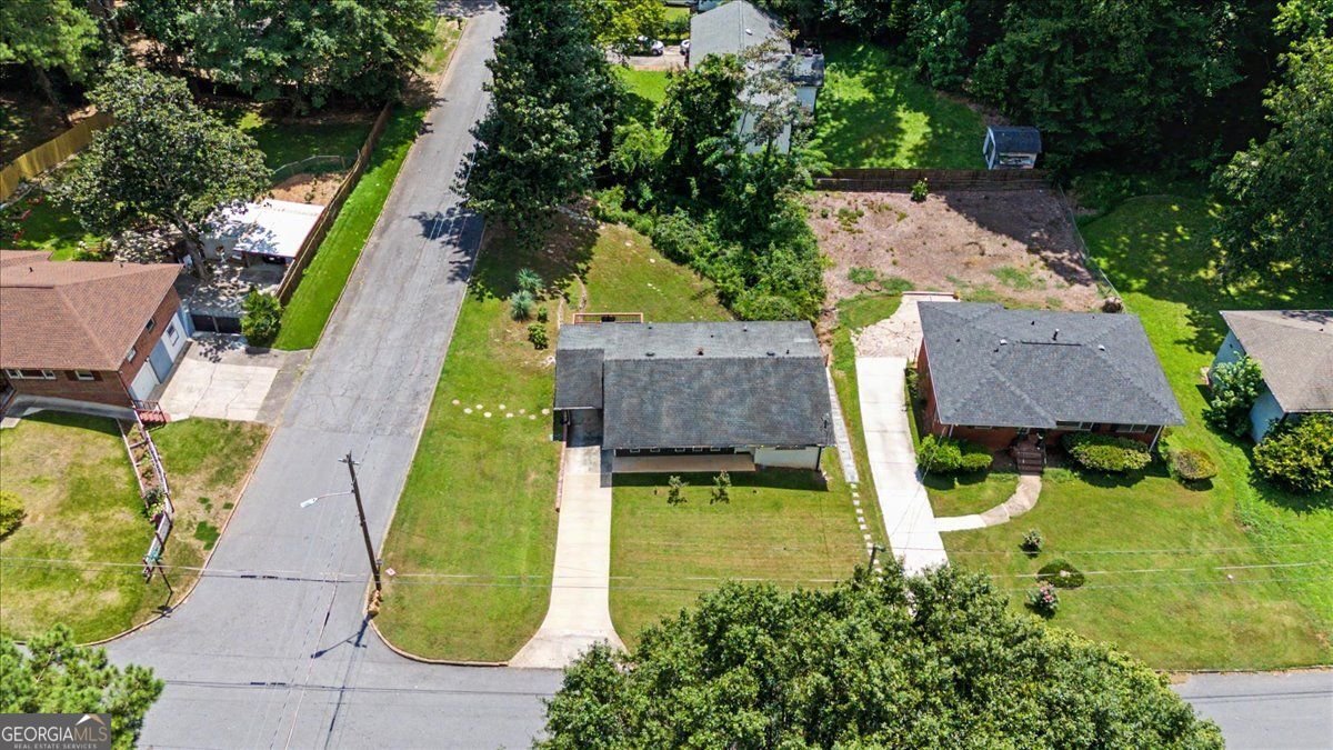 2074 Montrose Drive East Point - Photo 44