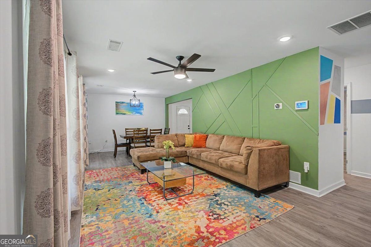 2074 Montrose Drive East Point - Photo 6