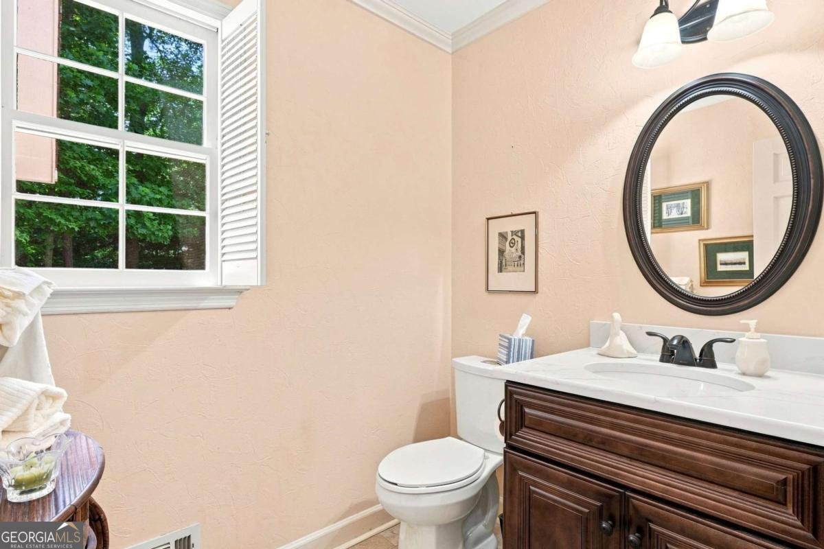 9173 Eves Circle Roswell - Photo 13