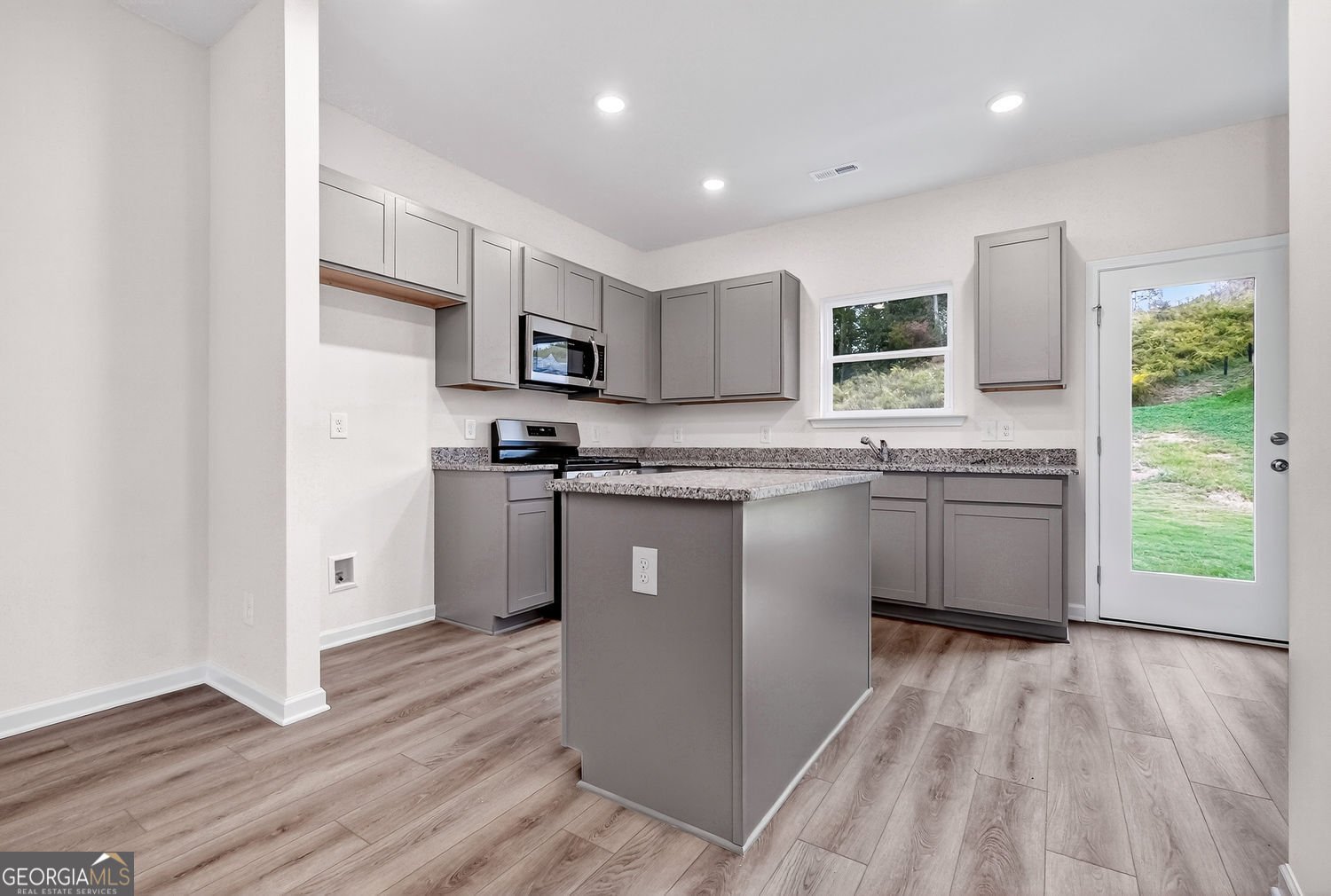 209 Roy Drive Calhoun - Photo 6