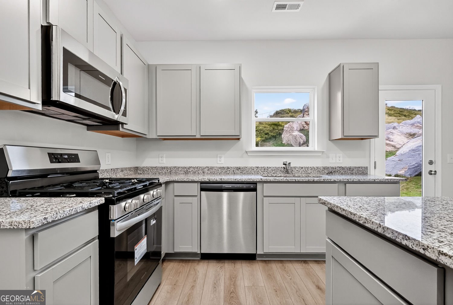 209 Roy Drive Calhoun - Photo 7