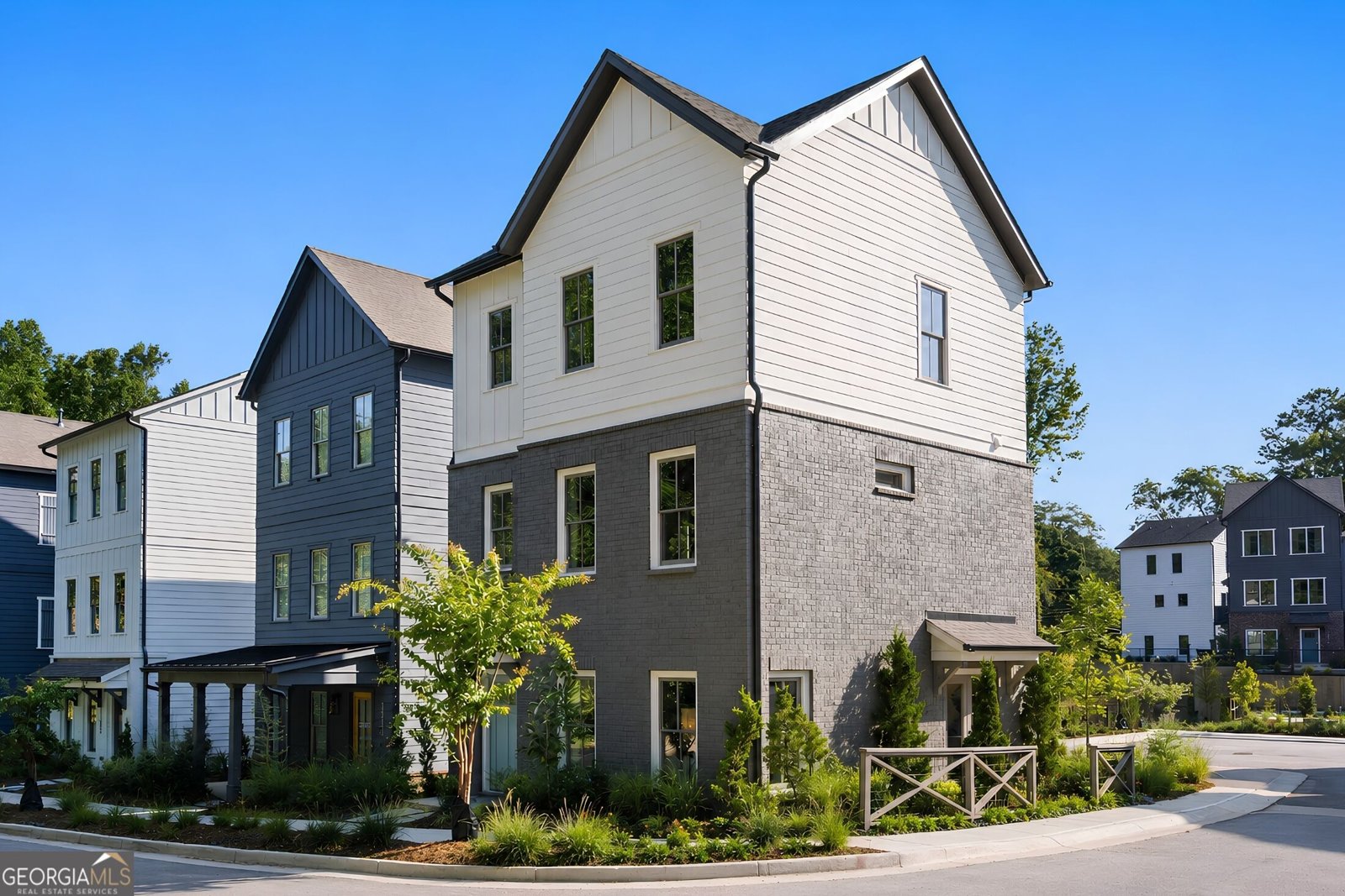3338 Springhaven Avenue Hapeville - main photo