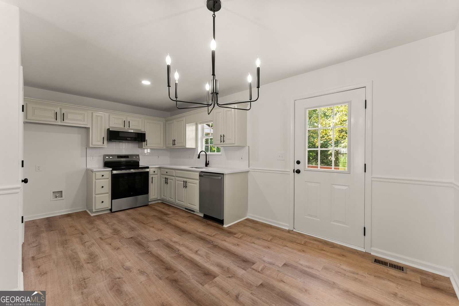 683 Ash Wood Lane Cleveland - Photo 9