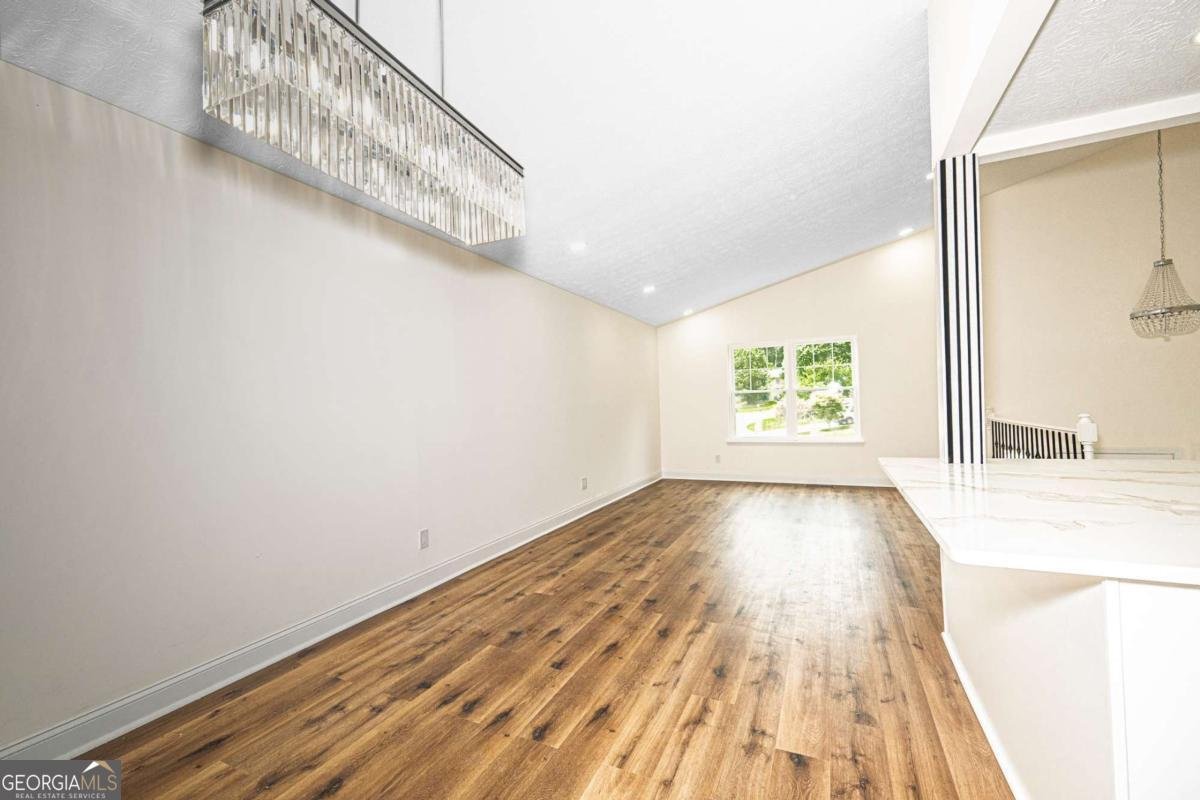 10175 Old Woodland Entry Johns Creek - Photo 6