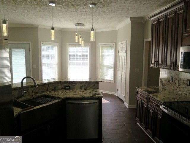 6800 Palace Lane Fairburn - Photo 10
